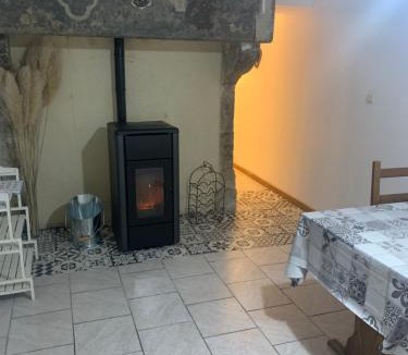 Remoncourt Apartment | la maison bleue appart 1