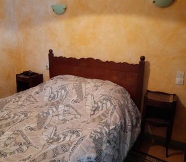 Jugon-les-Lacs-Commune-Nouvelle House | La maison bleue