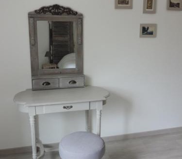 Beine House | La Maison d’Elise