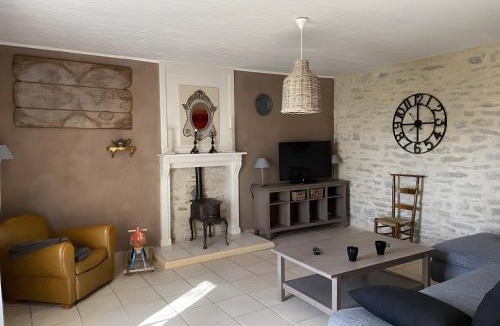 Grezes House | La Maison des Trois Lacs