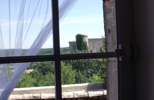 Lussan House | La Maison du Rempart in Lussan, medieval house made with stones of the region