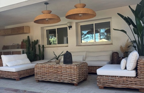 La Bouverie House | La Maison du Bonheur, 12 Pers, Swimming pool, Air-conditioned, Quiet