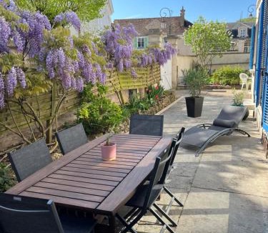 Bar-sur-Aube Apartment | La Maison Majorelle