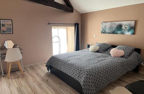 Bar-sur-Aube Apartment | La Maison Majorelle