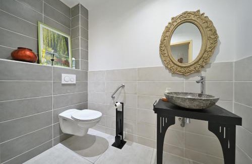 Capvern House | La maison Poulogne
