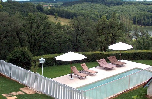 Andressac House | La Maison Vieille - Large Family House with Private Pool and WIFI