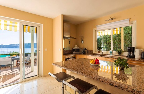 Villefranche-sur-Mer Apartment | LA MALMAISON AP1064 by RIVIERA HOLIDAY HOMES