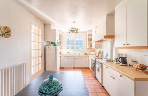 Plan-d'Aups-Sainte-Baume House | La Petite Caïre - Belle maison avec grand jardin