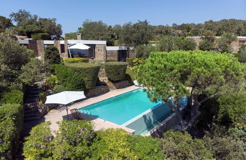 Cap Benat House | La Petite Bastide, La Petite Bastide, Villa de rêve au Gaou Bénat, Vue mer panoramique et piscine !