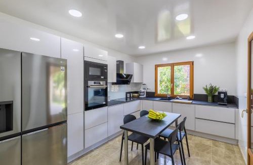 Chalautre-la-Petite House | La Petite Chalautrière - Avec grand jardin