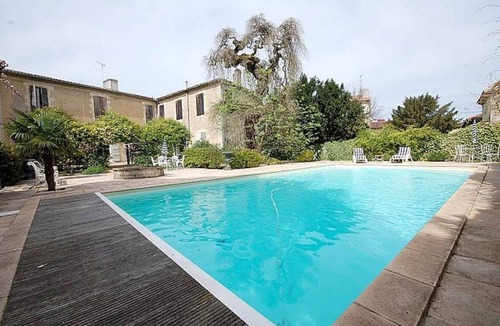 Condom Apartment | La Petite Gensac - La Cathedrale Apartment. Sleeps 6