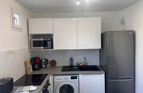 Saint-Egreve Apartment | La Pinéa 40 m2 T2 climatisation, tram E et parking