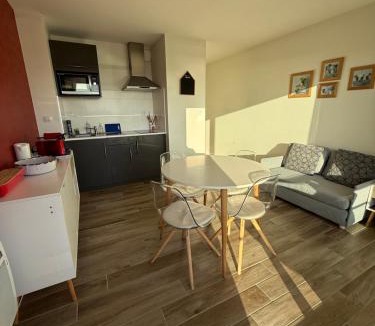 Binic Apartment | La plage