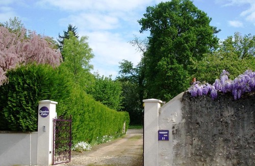 Saint-Gervais-la-Foret Bed & Breakfast | La Renaissance Saint-Gervais-la-Forêt