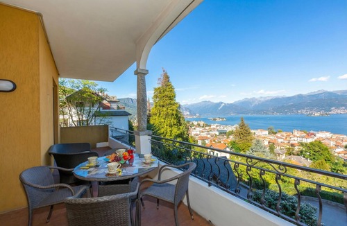 Stresa Apartment | La Rosa Dei Venti Stresa Lake View Terrace