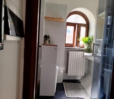 Varallo Apartment | La rosa gialla