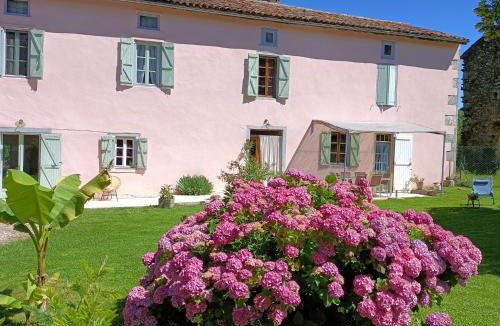 Montastruc-de-Salies House | La salamandre de l'escat