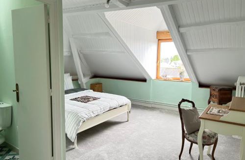 Le Vivier-sur-Mer House | La Salmonière