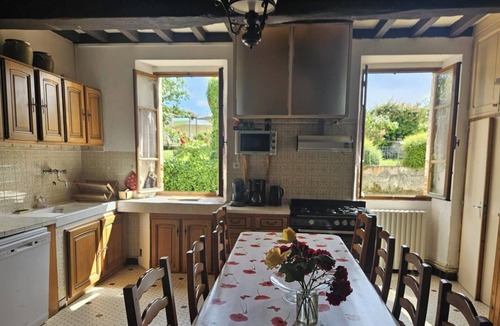 Montvalen House | La Souque - MONTVALEN