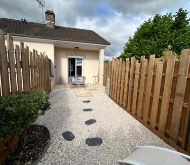 La Veuve House | La Soyotte