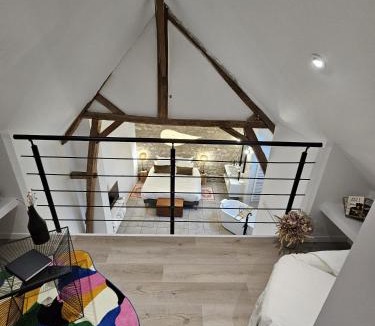 Ay Bed & Breakfast | La Suite Arbane - chambre d'hôtes avec sauna chez le vigneron