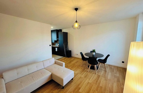 Cernay Apartment | La Suite Carteret | Centre-ville