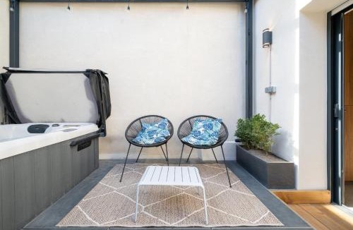 Reims Apartment | La Suite Evasion - Jacuzzi privé sans vis à vis