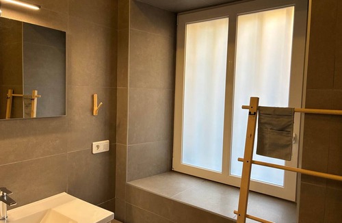 Kaysersberg Apartment | La Suite - Romantic escape with spa and private sauna, Beautiful suite with spa, sauna and parkin