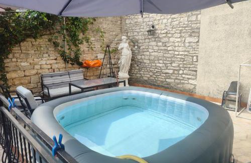 Tonnerre Bed & Breakfast | La Tanière des Tanneries