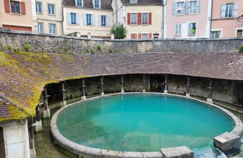 Tonnerre Bed & Breakfast | La Tanière des Tanneries