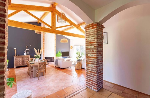 Mondonville Villa | La Tendresse | Villa, Pool & Garden