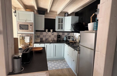 Ax-les-Thermes Apartment | La Terrasse Rouge 5mn télécabines center village 3 bedrooms, 2 bathrooms, beautiful terrace