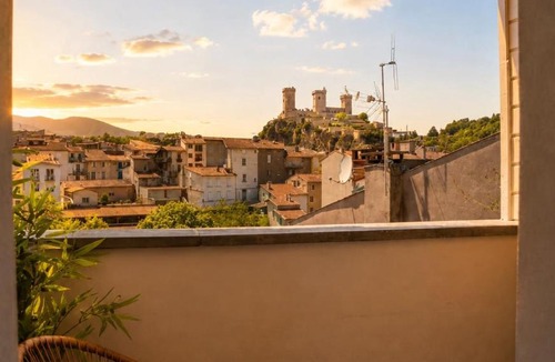 Foix Apartment | La Verriere & Le refuge