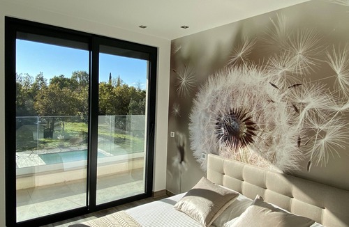 Saint-Cezaire-sur-Siagne Villa | La Villa Blanche (heated, air-conditioned swimming pool and numerous activities)