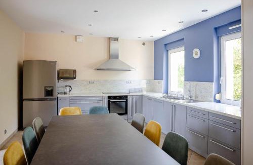 Dombasle-sur-Meurthe Villa | La Villa d 'Emma, gite 10-15 pers