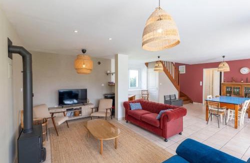 Guitte House | La Ville Barbier - Belle maison avec piscine