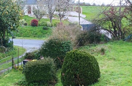 Saint-Brieuc House | La Villeneuve en Saint Brieuc sortie Ouest Logement à l'étage d'une maison individuelle avec grand parking pour 5 adultes ou six personnes pour famille