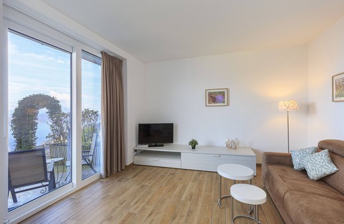 Someraro Apartment | Lake View, Luxury Apartment in Someraro, Stresa - SOUTH Apartment