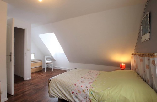 Buros House | LAMAYRE - BUROS - Gîte