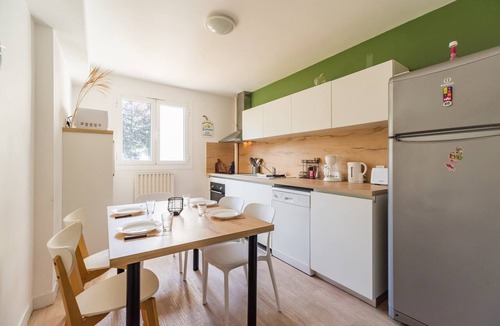 Guingamp Condo | Large 5-bedroom apartment in Guingamp