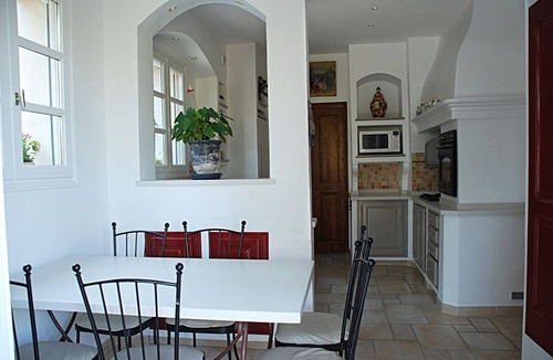 Le Rouret Villa | Large air-conditioned family villa with private pool in Provence, French Riviera