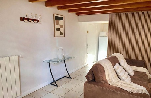 Faubourg Apartment | Large apartment in the heart of Nimes