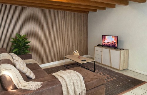 Faubourg Apartment | Large apartment in the heart of Nimes