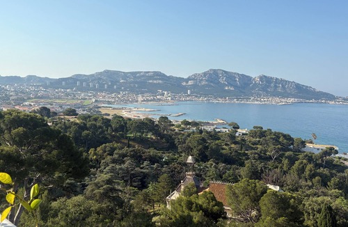 Roucas-Blanc Apartment | Large bright T3, exceptional sea view on the Corniche Marseille 13007