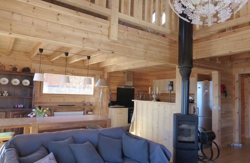 Font-Romeu-Odeillo-Via Ski Chalet | LARGE CHALET, MAGNIFICENT VIEW, VERY SUNNY. 5 MINUTES FROM DOWNTOWN.