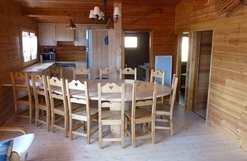 Orcieres-Merlette Ski Chalet | Large family chalet for 12 people