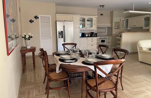 Villeneuve Loubet Beach Apartment | Large family apartment sleeps 8 - Beach, pool, terrace 100m2