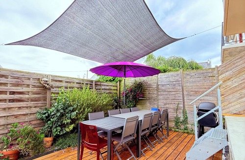 Plerin House | Large family home and comfortable near shops and beach