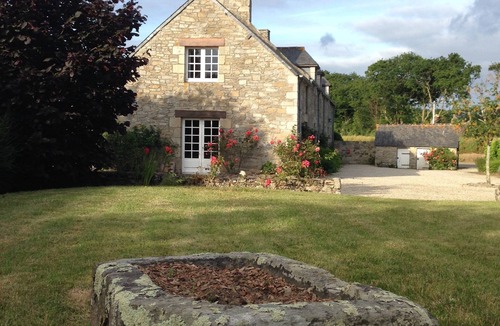 Matignon House | Large family home, quiet, close to beaches.