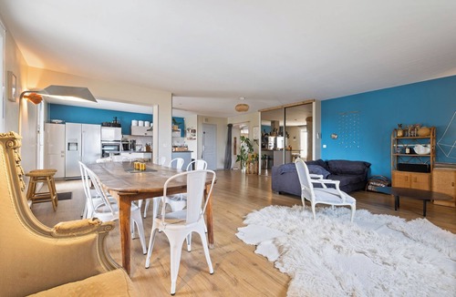 Ledenon House | Large family villa with shaded terraces, garden and swimming pool